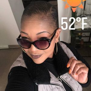 Meet your Posher, Sheron